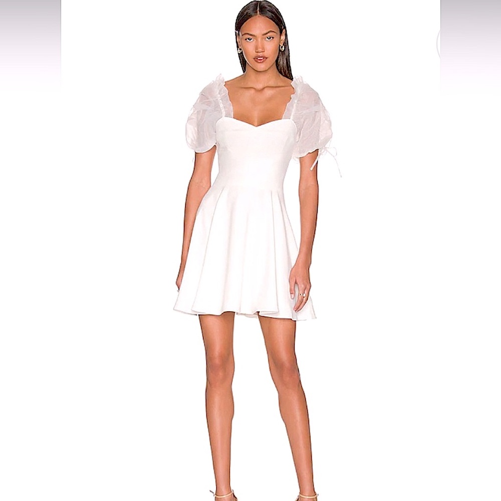 Amanda Richard Lovely Dress. Feminine Mini w/ Pouf Sleeve & Synched Waist Detail